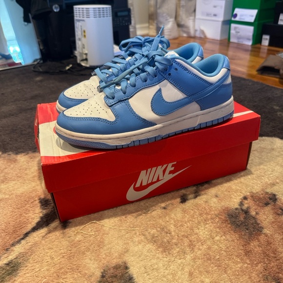 Nike University Dunks sz 9 - Picture 1 of 6